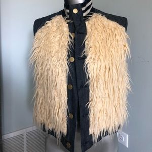 Fun fur denim baseball jean vest size small